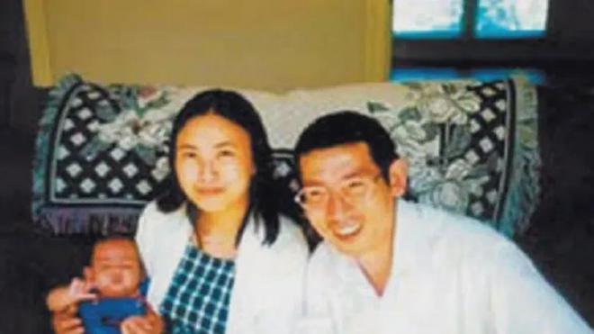 “抢娃大战”后来怎样了K8凯发集团中美夫妇(图14)